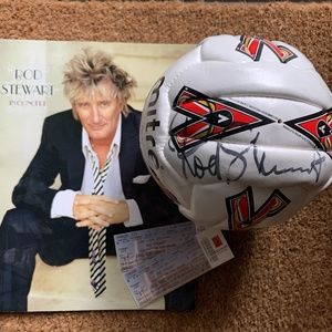 ROD STEWART AUTHENTIC AUTOGRAPHED SOCCER BALL